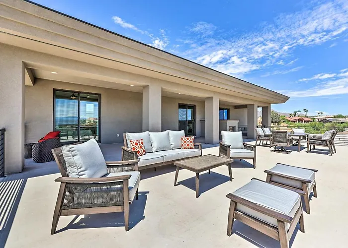 Panoramic Mtn Views! Desert In Holiday home *